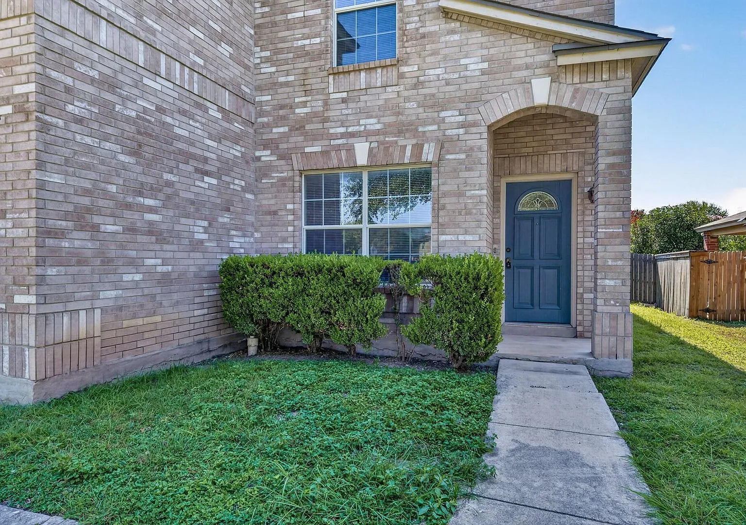 7726 Cavern Hill, San Antonio, TX 78254 | Home for Rent — Photo 3