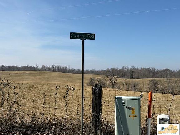 4th image of 304 N Cape Rd