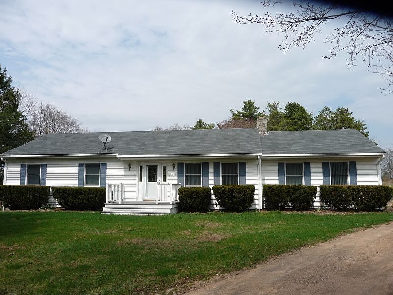 98 Church St, Bradford, RI 02808 Zillow