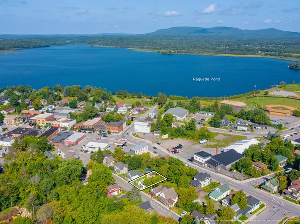 15 Vachereau St, Tupper Lake, NY 12986