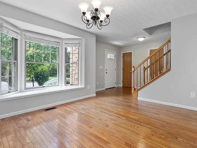 450 Hennigans Grove Rd — Photo 4