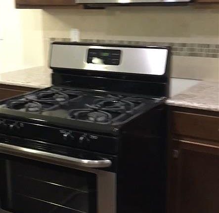 4th image of 906 Saratoga Dr