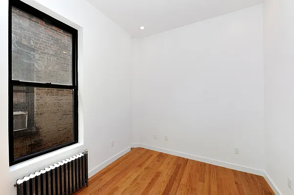 Rented by Aether Property Group | media 33