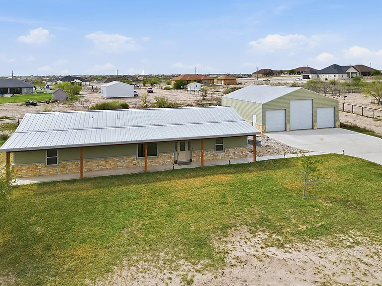 158 La Calma Dr — Photo 3