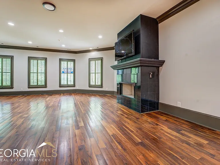 4173 Raphael St SW — Photo 5