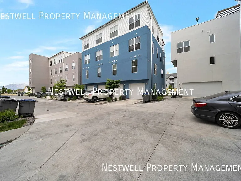 5176 W Black Twig Dr — Photo 2