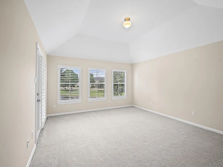 2047 Palm Forest Ln — Photo 31