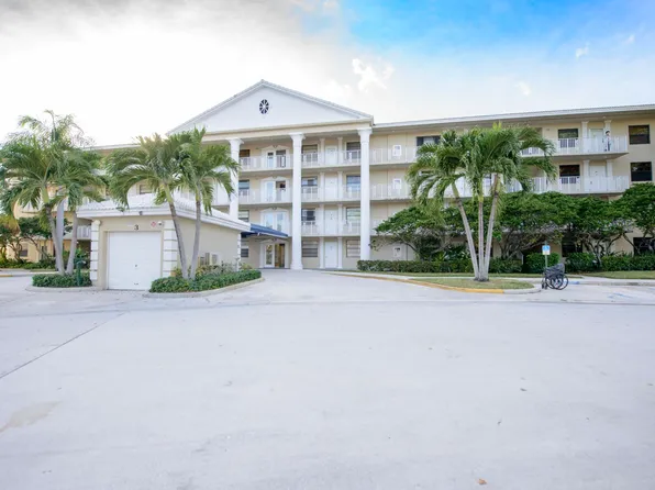 3515 Village Boulevard #304, West Palm Beach, FL 33409
