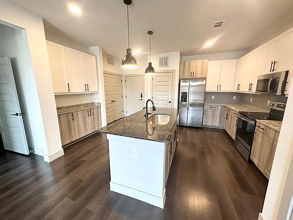 2nd image of 4450 W University Dr #3212