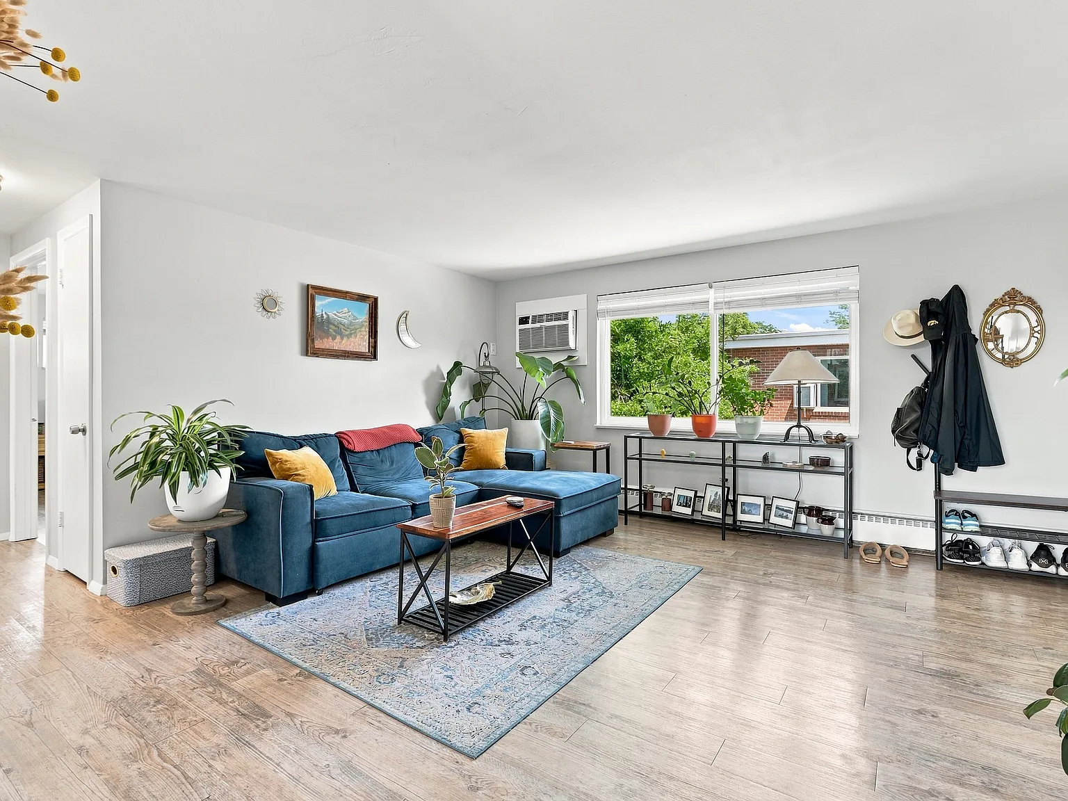 2 bed, 900 sqft, $1,495 — Photo 4