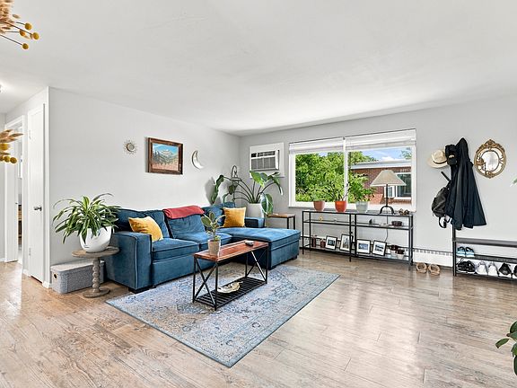 4th image of 705 Moore St #3