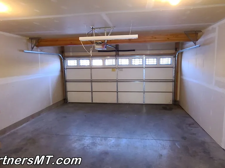 892 N River Rock Dr — Photo 12