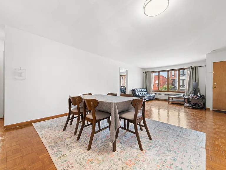 31 Leonard St #2 — Photo 1