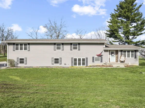 11793 Summerland Beach Rd NE, Millersport, OH 43046