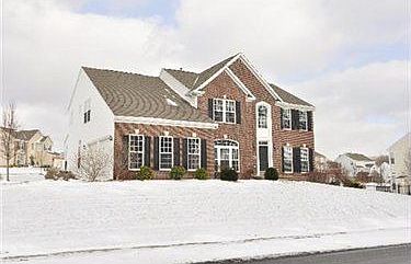 1st image of 105 Blue Heron Dr