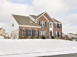105 Blue Heron Dr, Wexford, PA 15090