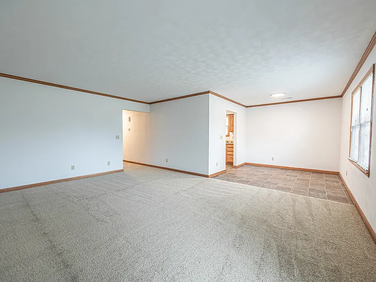 280 Lee Ct — Photo 8