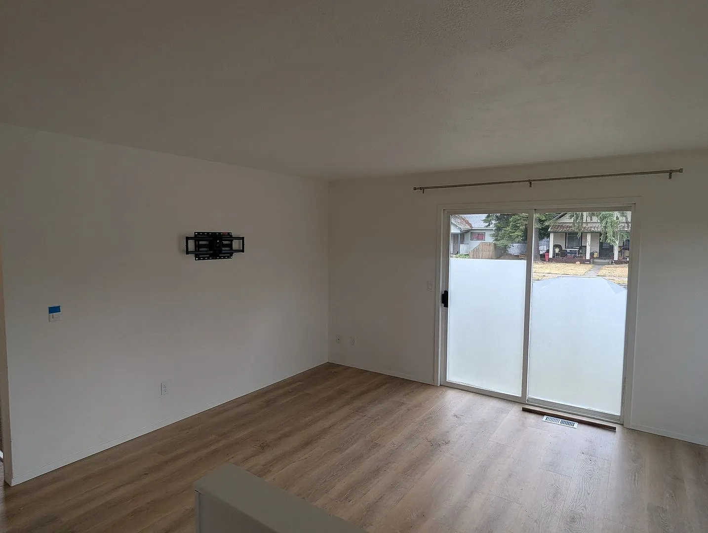Mosqueda 702 E Spokane Ave. — Photo 2