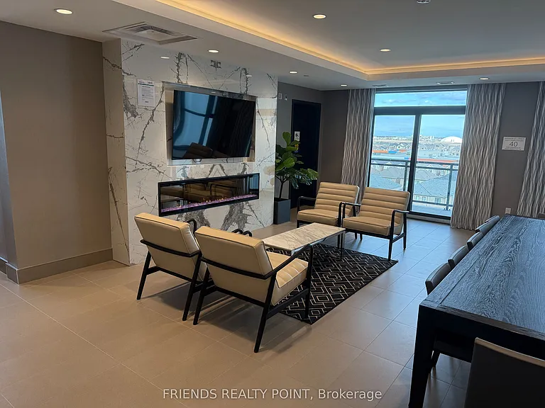 460 Gordon Krantz Ave #218 — Photo 15