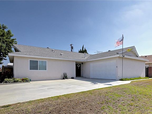 3rd image of 7530 Lee Dr