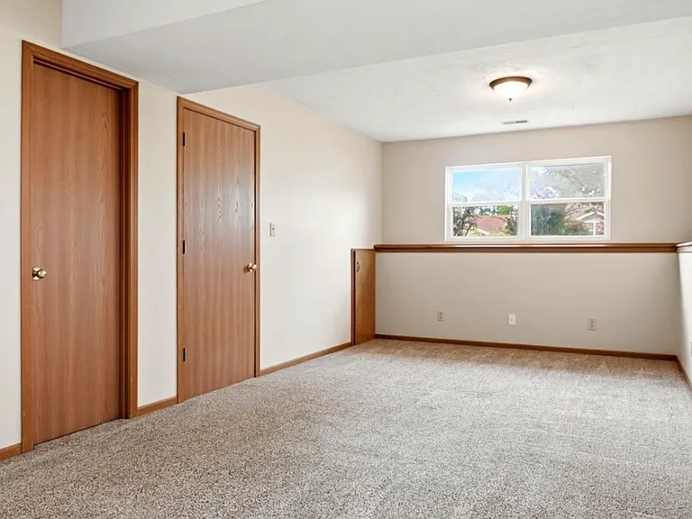 7304 SW 24th Ter — Photo 18