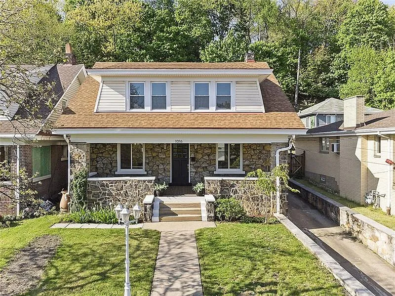 1016 Davis Ave photo 1