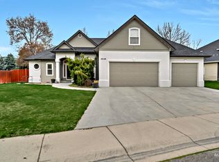 2546 E Ridgedale Dr, Eagle, ID 83616