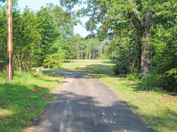 117 County Road 29, Dennis, MS 38838