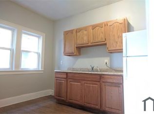558 E 140th St APT 3, Cleveland, OH 44110
