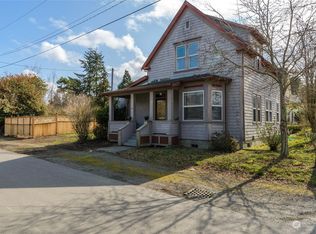 355 E St, Pt Townsend, WA 98368