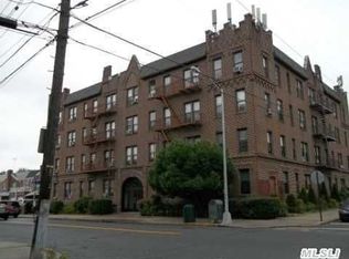 19839 32nd Ave APT D8, Flushing, NY 11358