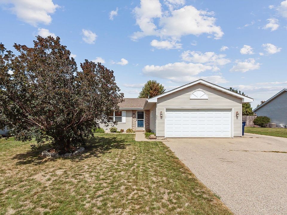 1st image of 4221 Prairie Fox Dr