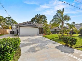 1434 SW Glastonberry Ave, Port Saint Lucie, FL 34953