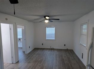 4615 1/2 Woodside St, Houston, TX 77023