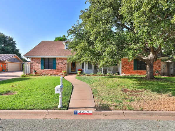 3209 Woodlake Dr, Abilene, TX 79606