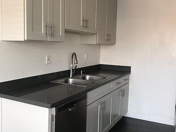 3rd image of 1285 W Campbell Ave APT 3