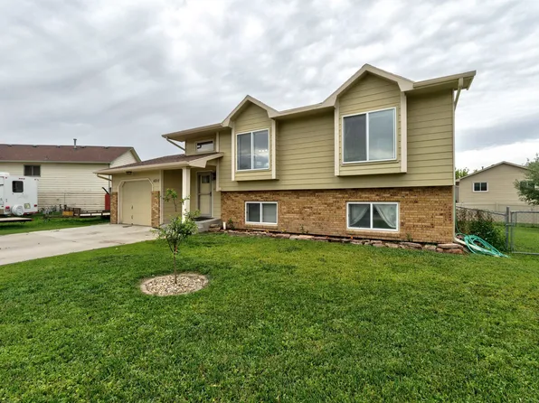 4816 Johnston Dr, Rapid City, SD 57703