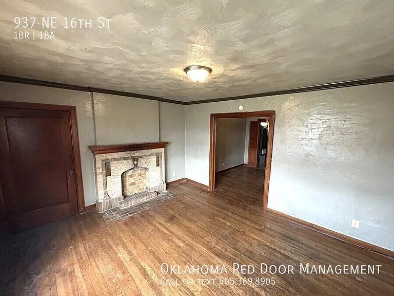 937 NE 16th St — Photo 3