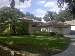 5332 Twin Creeks Dr, Valrico, FL 33596