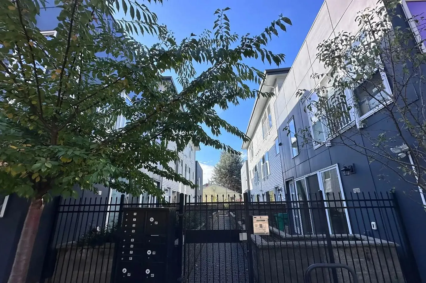 North Park Townhomes — Photo 3