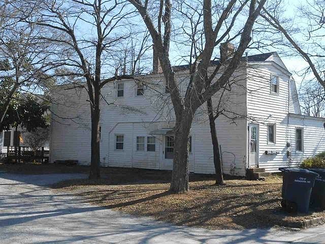 2nd image of 143 Chaney Ave #C
