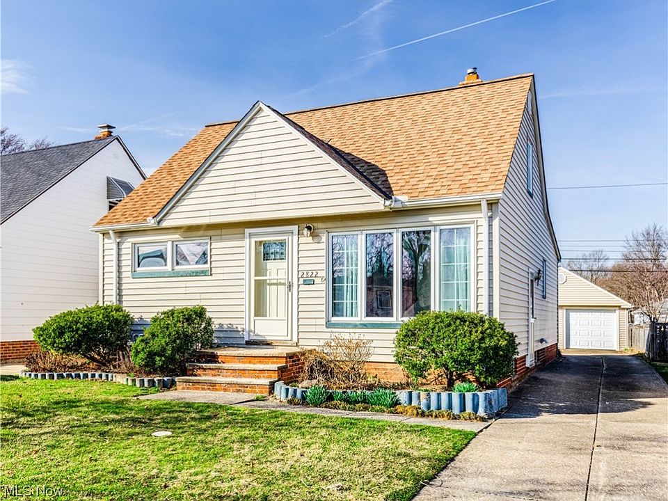 2822 Stanfield Dr, Parma, OH 44134 Zillow