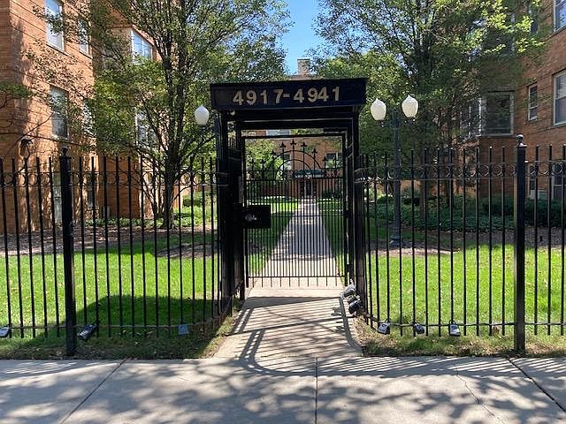 1st image of 4933 N Wolcott Ave APT 1B