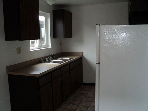 3rd image of 1181-1209 Hallen Dr #81B