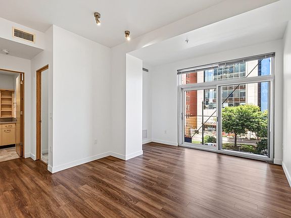 3rd image of 309 W Washington Ave Unit 203