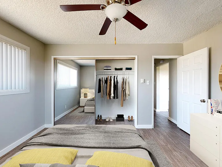 903 N Eucalyptus Ave — Photo 6