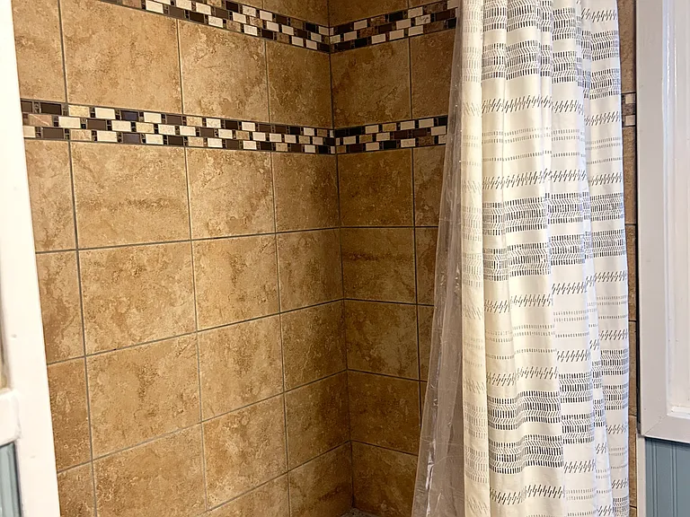 28069 Brentwood St — Photo 13