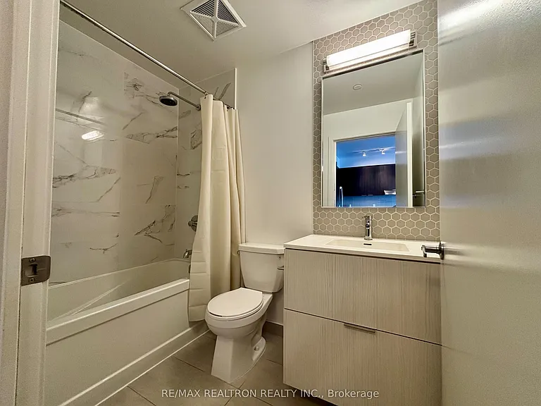 2520 Eglinton Ave W #1216 — Photo 8