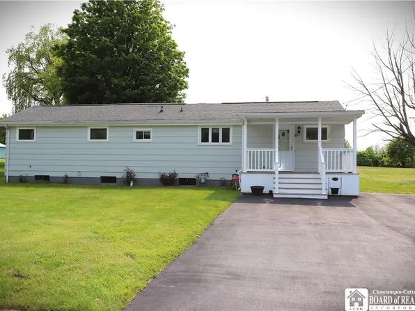 13 Old Mill Rd, Brocton, NY 14716