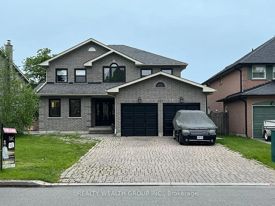 219 Lake Driveway W